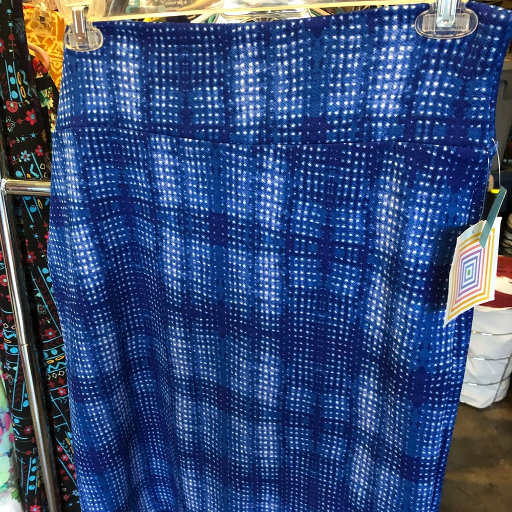 Lularoe Cassie skirt